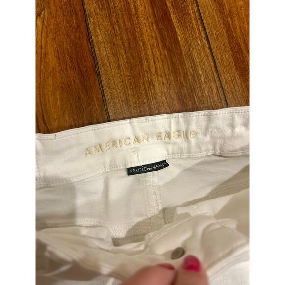 American Eagle Distressed Mini Skirt size 2 - Picture 4 of 6
